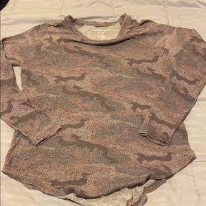 American eagle long sleeve plush shirt